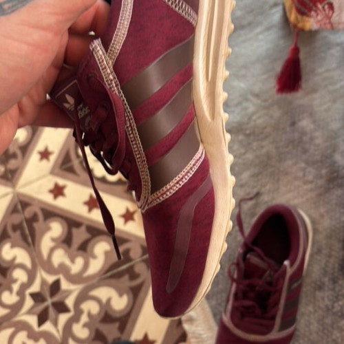 Adidas Los Angeles athletic shoes used, size 39, red