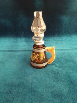 Oil lamp used, works properly