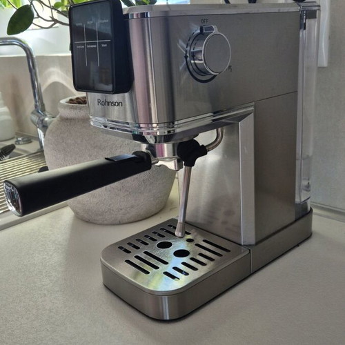 Rohnson Coffee Maker like new, hot & cold espresso and cappuccino machine