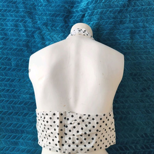 Vintage crop top used, polka dot, backless with buttons, size M