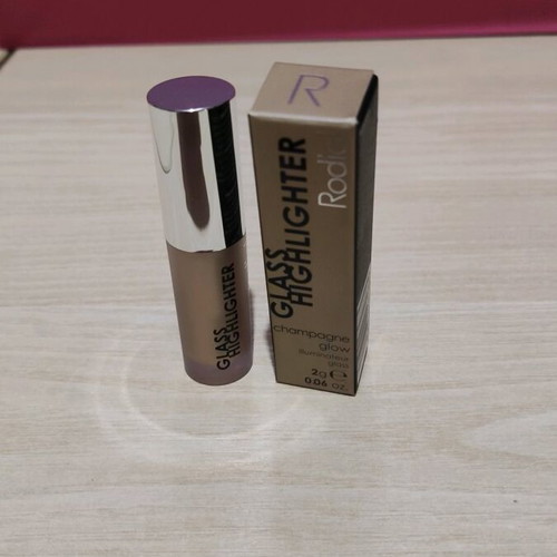 Rodial Glass Highlighter Champagne Glow 2g new