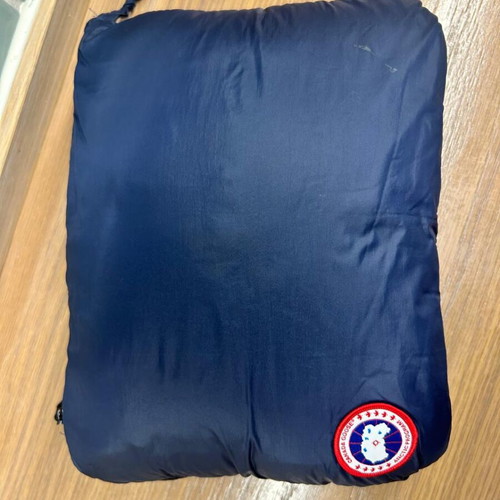 Canada Goose Hybridge Down Lite Jacket Dark Blue Men’s XL like new
