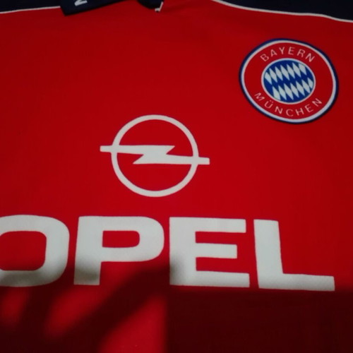 Bayern Munich vintage sports t-shirt used, official replica
