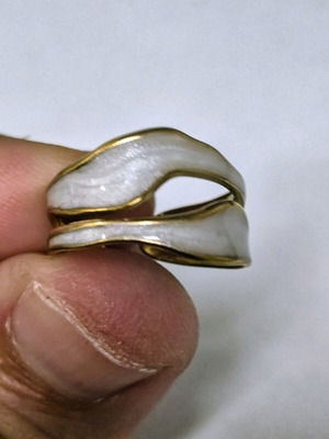 Women's gold and white wave ring new, adjustable minimal design