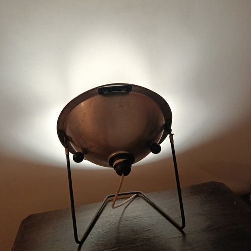 Handmade table lamp with adjustable aluminum spotlight