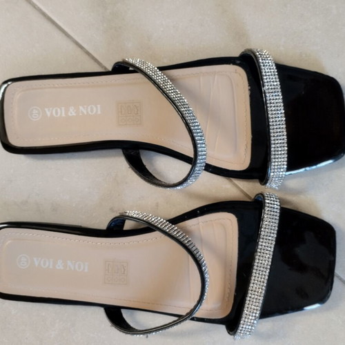 Voi & Noi platform sandals like new, size 40