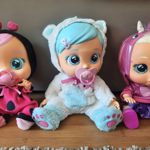 Cry Babies interactive dolls lot of 3 used by IMC Toys