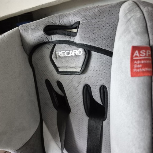 Recaro Young Expert Plus car seat used