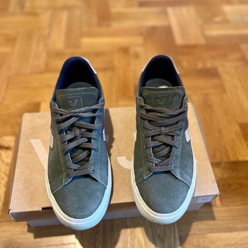 Veja V-10 sneakers like new, size 42, green suede
