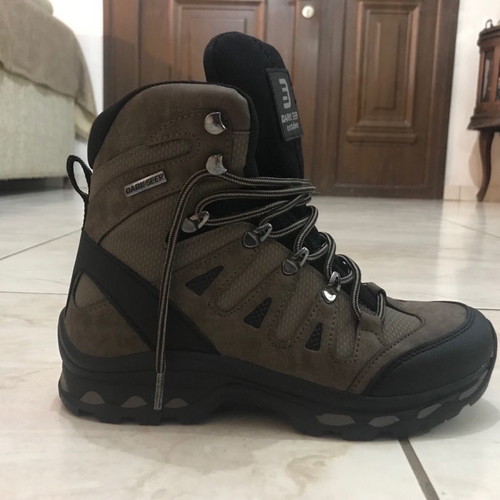 Dark Seer outdoor hiking boots new, size 38