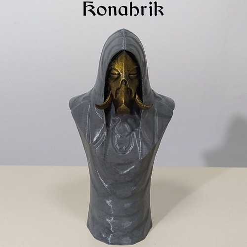 Konahriik Dragon Priest Bust Decorative Figure