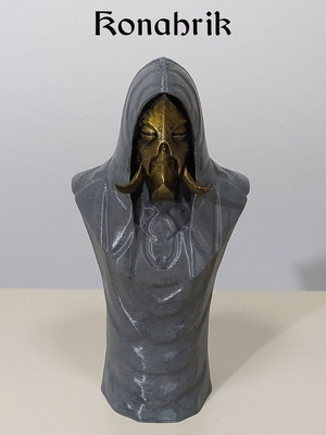 Konahriik Dragon Priest Bust Decorative Figure