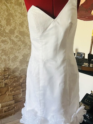 Midi wedding dress new, one-shoulder strap with floral appliqué