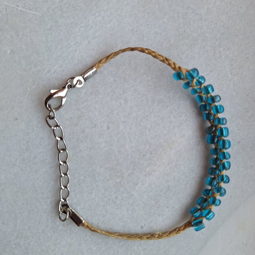 Bracelet with blue beads, like new
