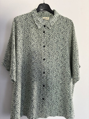 Namaste shirt used with light animal print, multicolor, size S