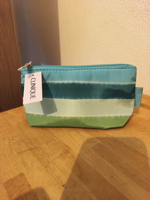 Clinique toiletry bag new