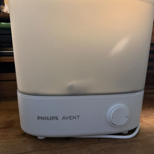 Philips Avent Electric Steam Sterilizer 3 in 1 like new