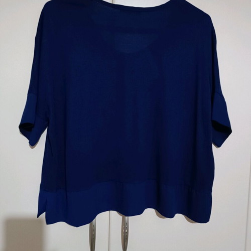 Zara blue blouse like new, short with elbow-length sleeve