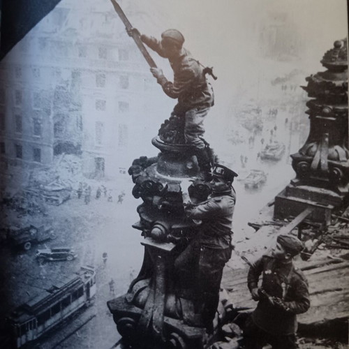 Berlin 1945 like new