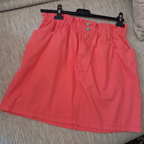 Terranova denim skirt like new, coral color, size L