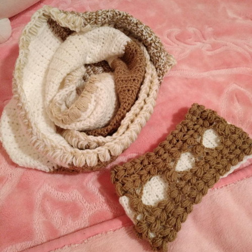 Handmade knitted women's scarf and headband set new