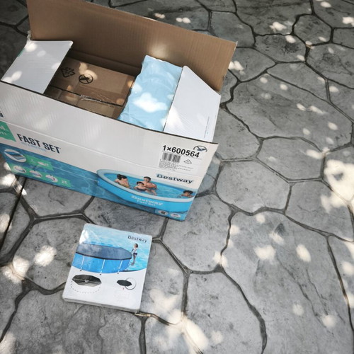 Bestway 244 Fast Set Fill & Rise Pool with Cover