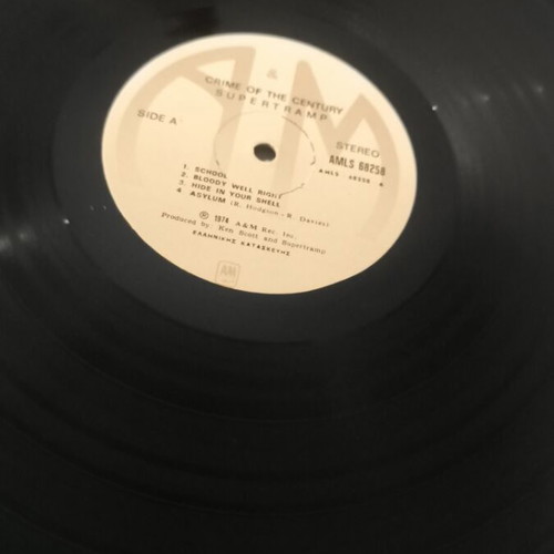 Supertramp Crime of the Century LP like new, rock