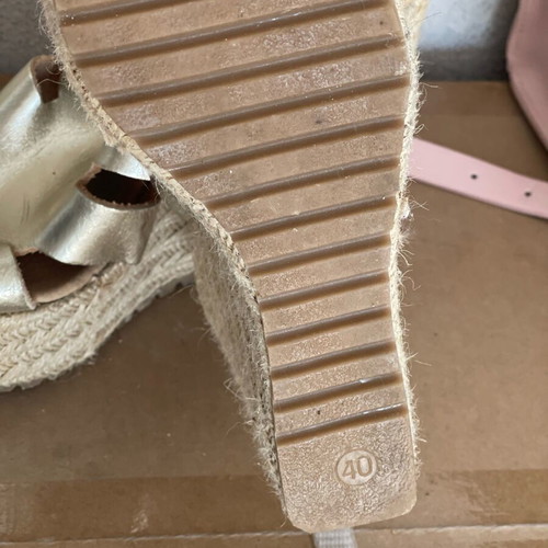 Wall Street platform sandals size 40 like new beige