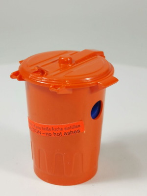 KUM No. 1880 vintage orange collectible sharpener like new