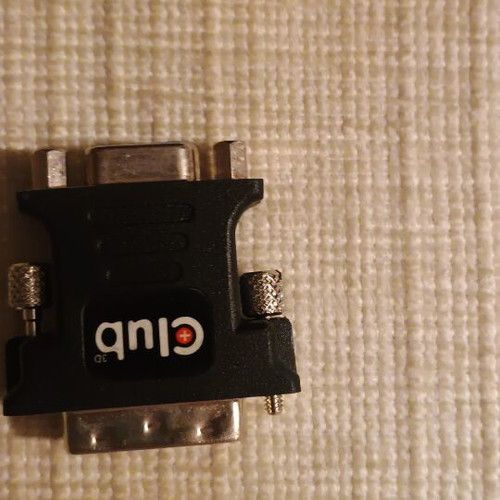 Rare VGA to DVI adapter, female VGA 15-pin to male DVI