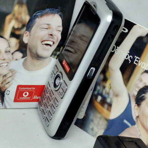 Sharp GX15 Vodafone vintage mobile phone like new, 2004 model