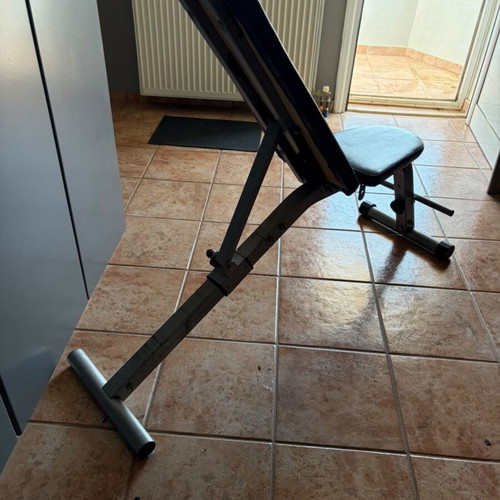 Amila Adjustable Workout Bench like new