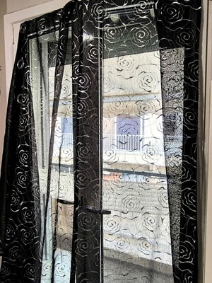 Κουρτίνα Μαύρη με Λευκά Τριαντάφυλλα Καινούργια, Ημιδιάφανη