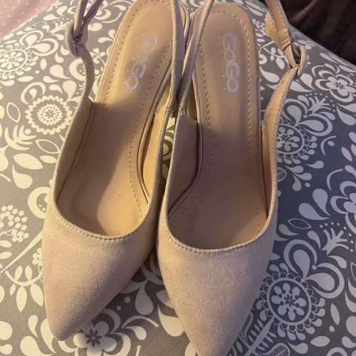 GoGo Shoes beige pumps size 37