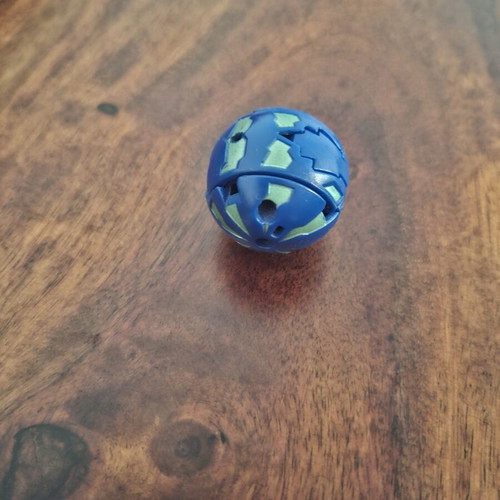 Bakugan Aquos Rattleoid Season 1 500G Classic Rare like new