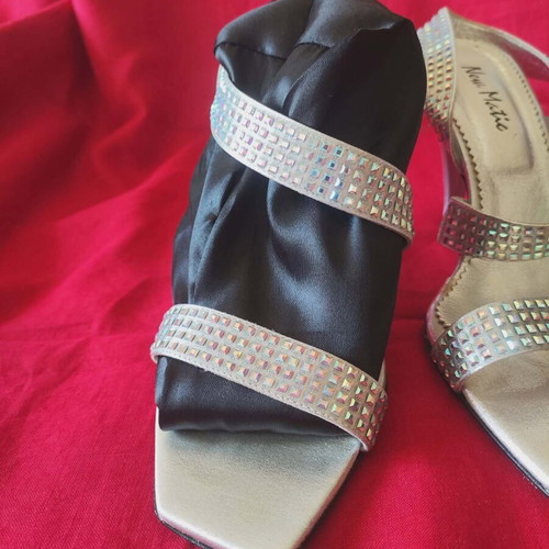 Silver sandals satin with iridescent rhinestones like new, size 39