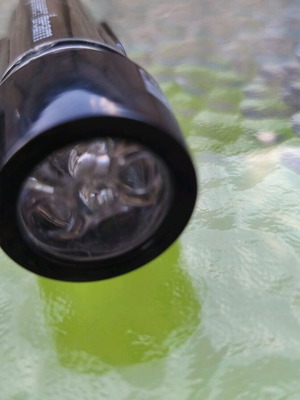 Led flashlight like new, missing one plastic part