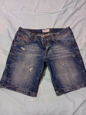 Denim bermuda shorts used with rips, size M, blue