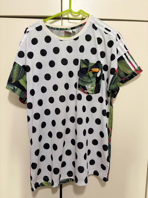 Adidas μπλούζα πουά μπροστά και εμπριμέ πίσω σαν καινούργια, μέγεθος L