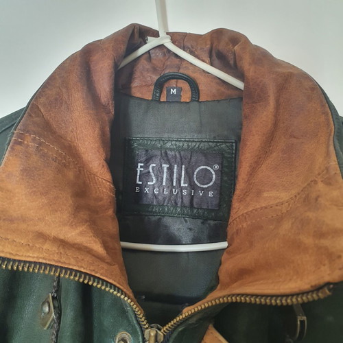 Vintage leather jacket Estilo exclusive medium, slightly used, cypress