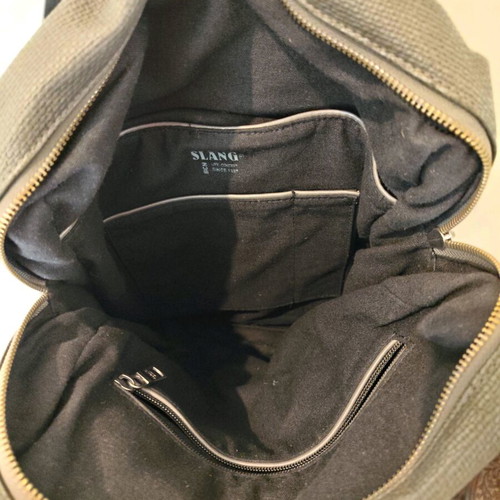 Slang backpack like new gray with multiple compartments