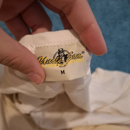 T-shirts size M like new, white