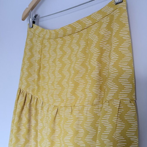Maxi skirt Wild Pony like new, size large, yellow