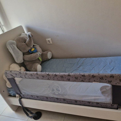 Children's bed with orthopedic mattress