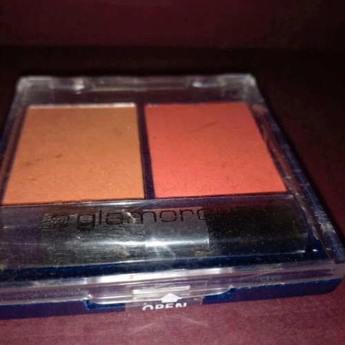 Eyeshadow palette nude caramel with glitter and pink Glamorous Blush No13 new