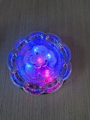 Light effect device with white light, new, battery operated
