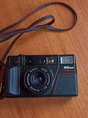 Nikon One Touch L35 AF2 camera like new