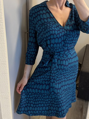 Stefanel Silk Dress with Belt Size 40 Like New, Blue Turquoise