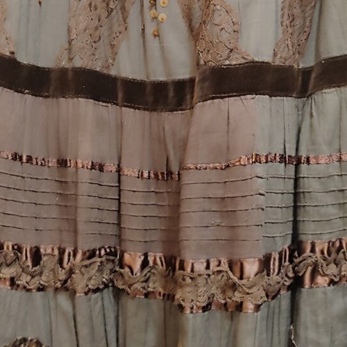 Zara maxi skirt with embroidery, like new, brown, size M 38 10