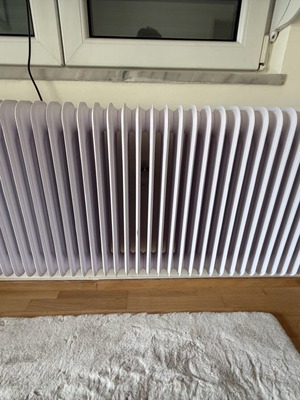 Heating radiators like new, 8 units plus 2 extra, 276 sections total